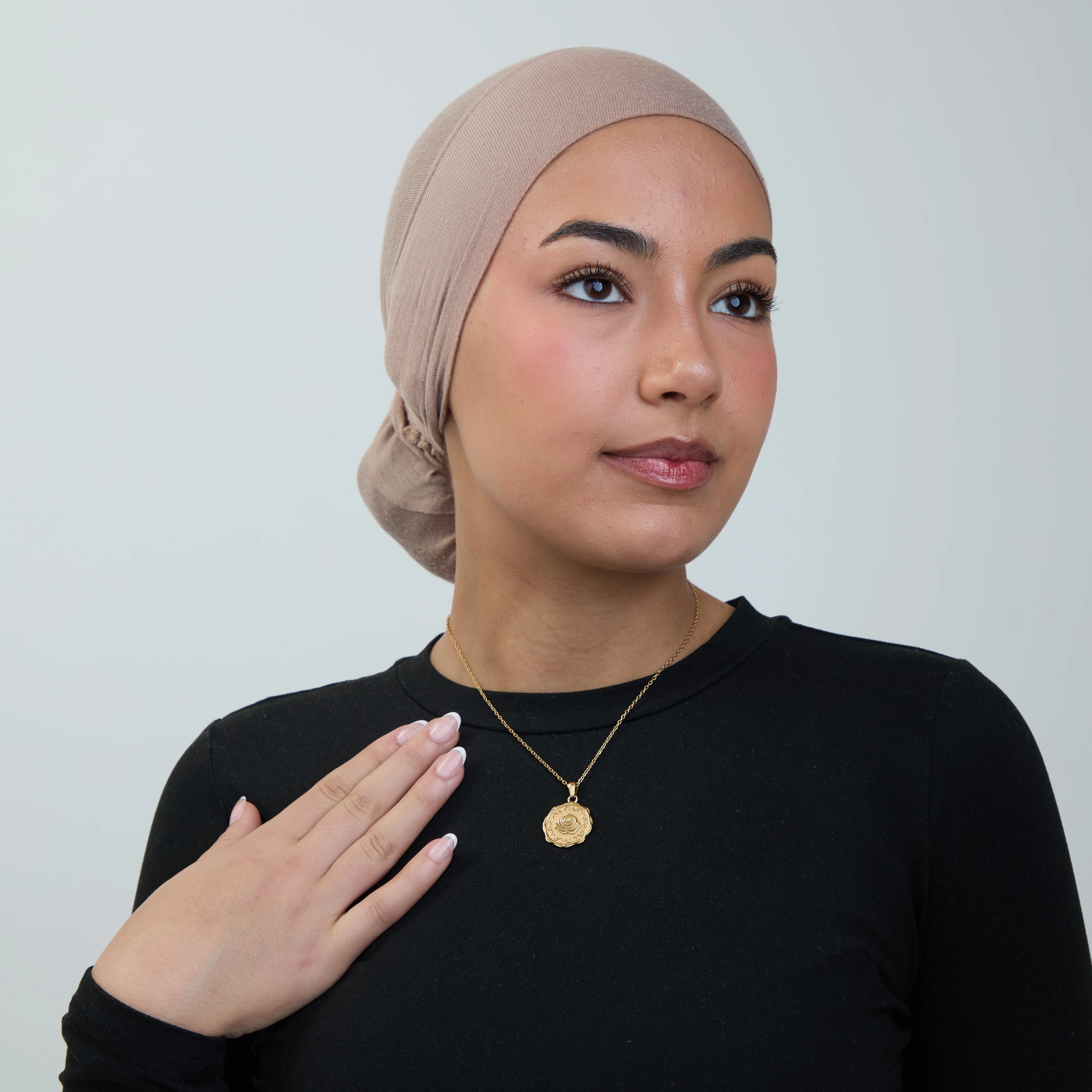Rose Medallion Necklace - Image 2