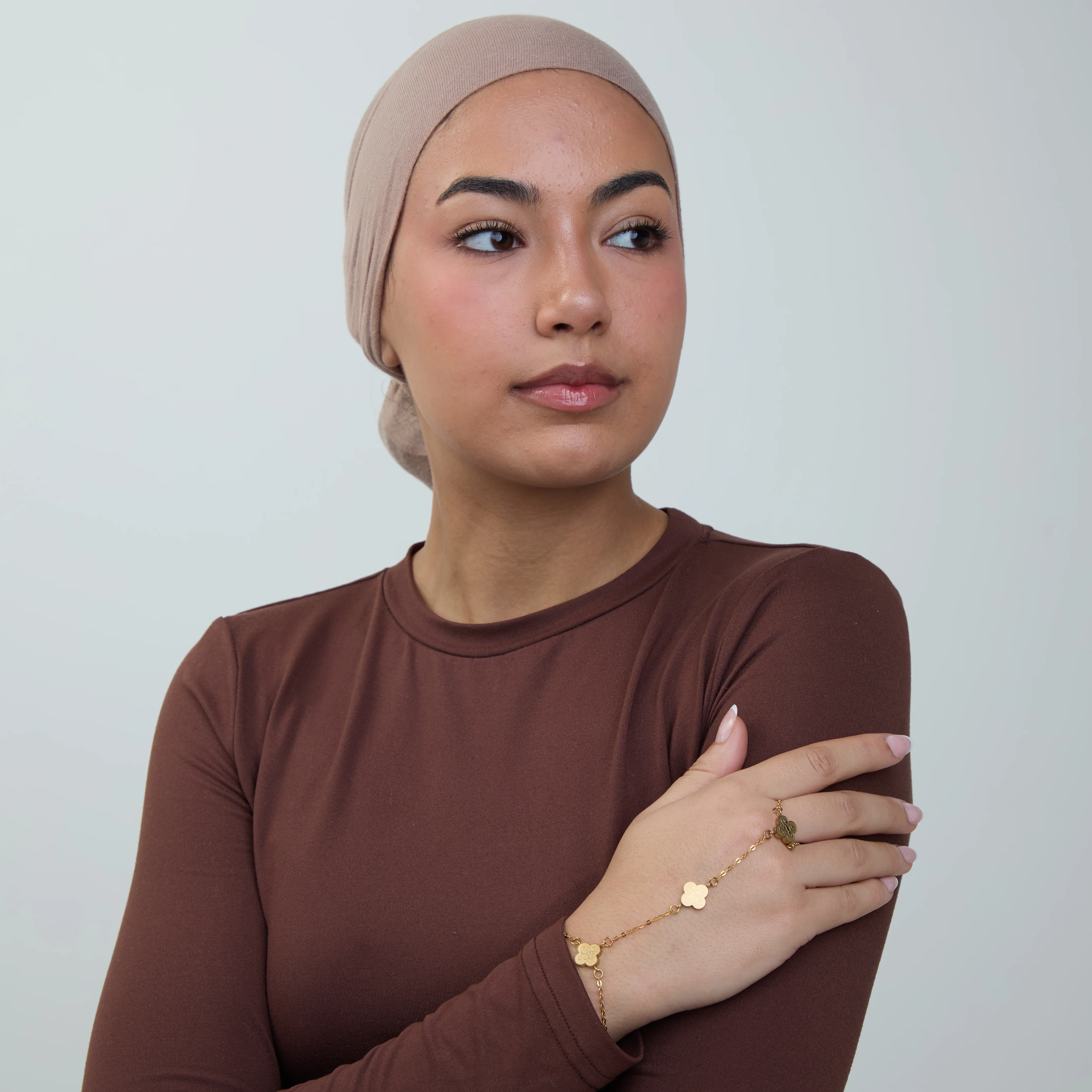 "Sabr, Shukr, Tawakkul" Hand Chain - Image 3
