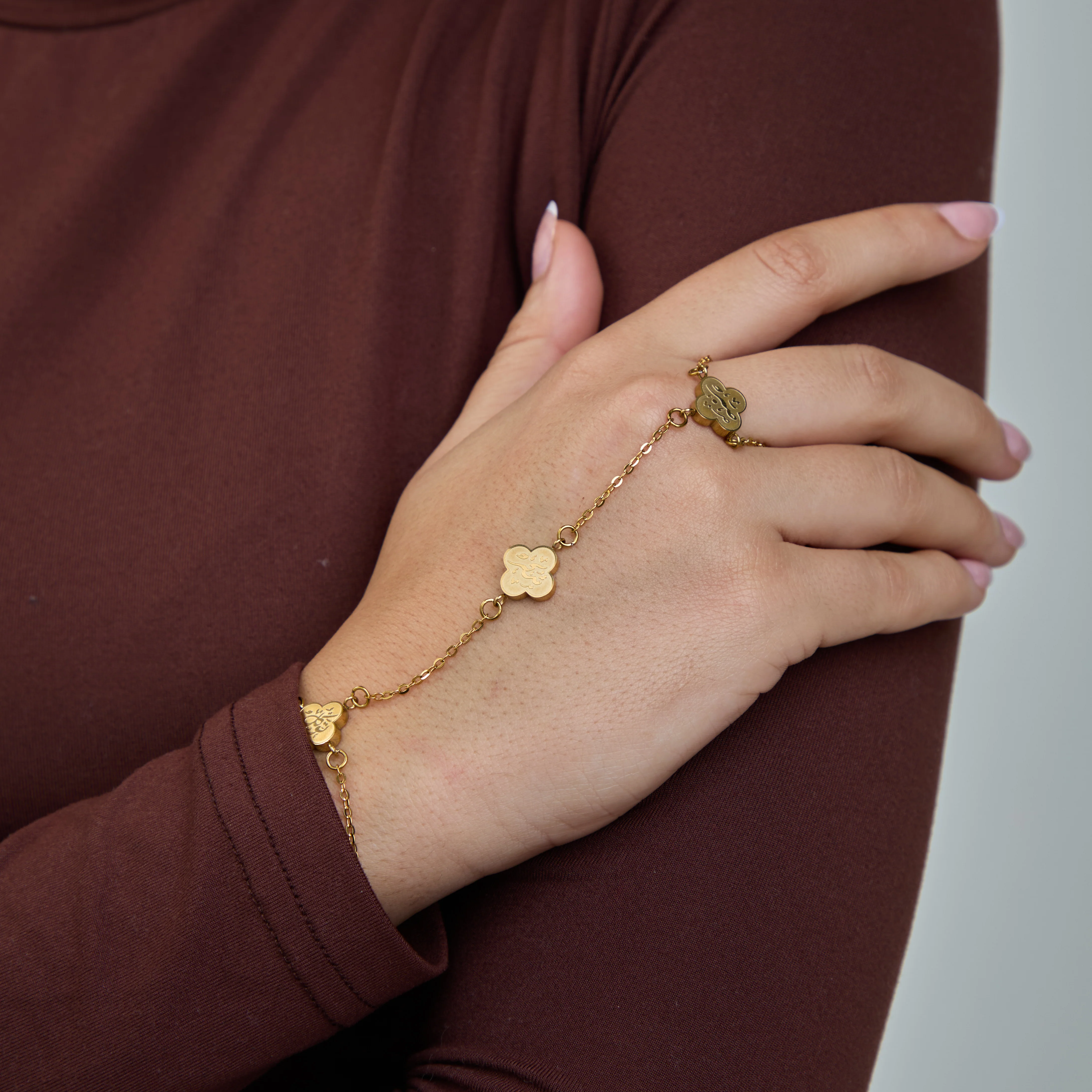 "Sabr, Shukr, Tawakkul" Hand Chain - Image 4