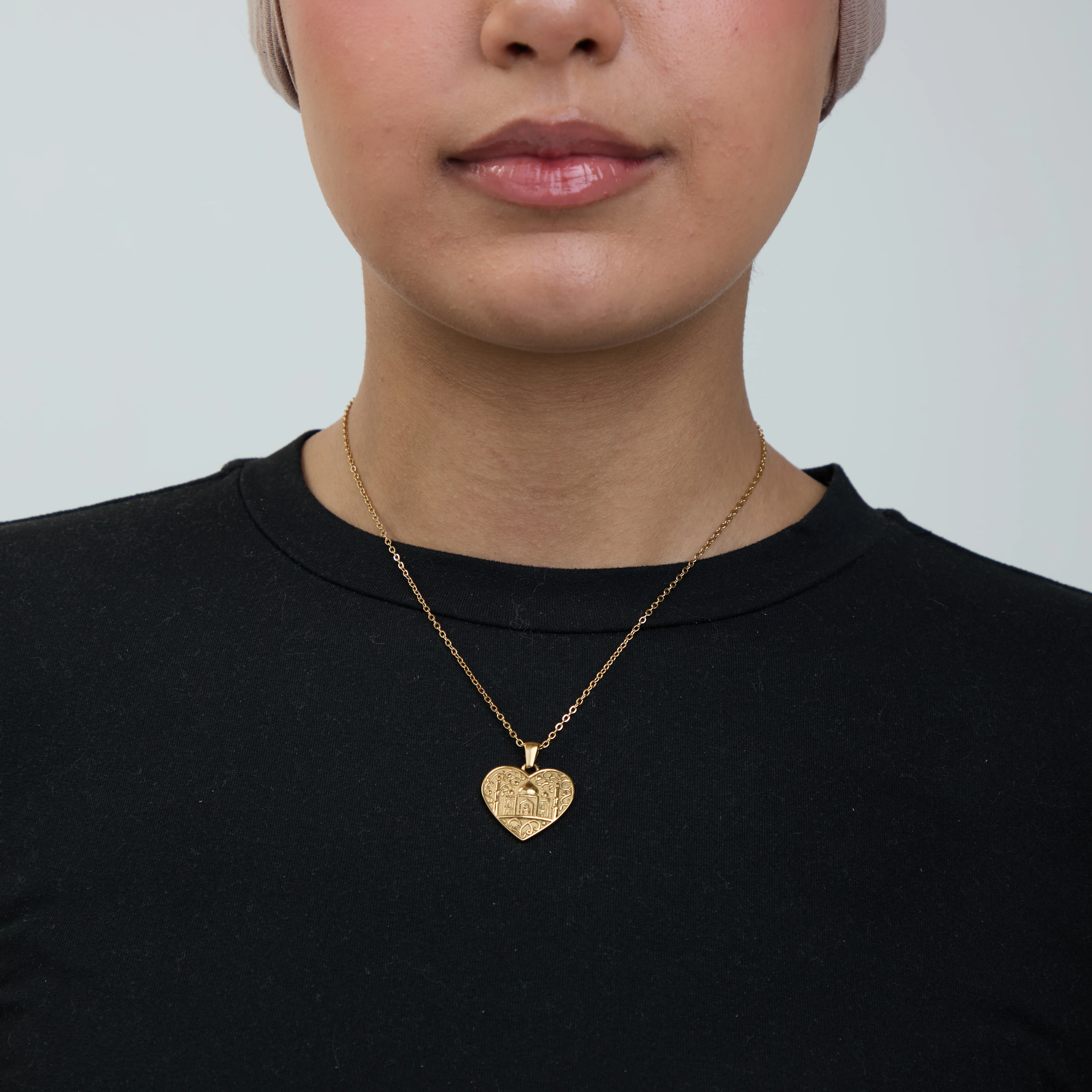 "Taj Mahal" Heart Necklace - Image 4